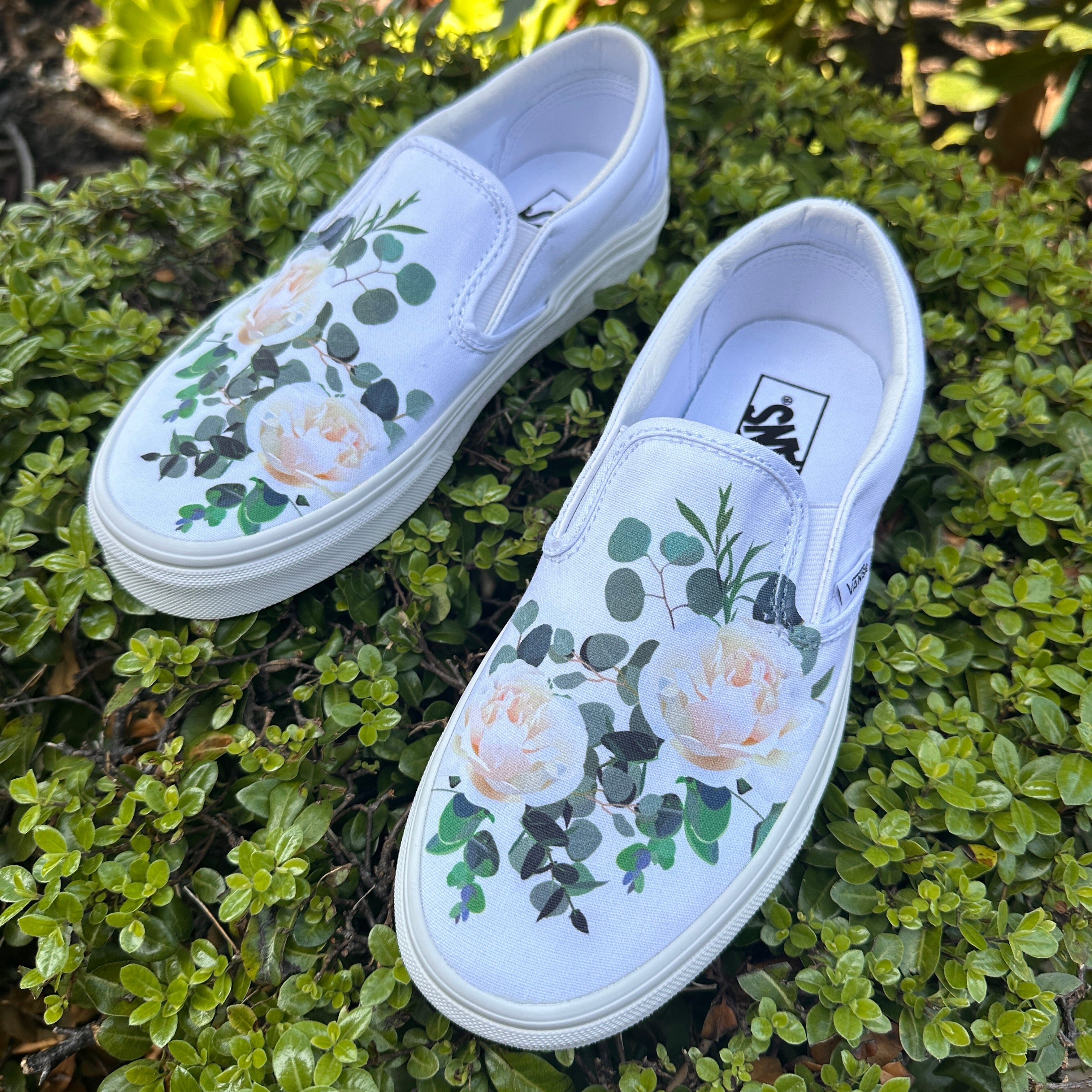 Blue vans with outlet roses