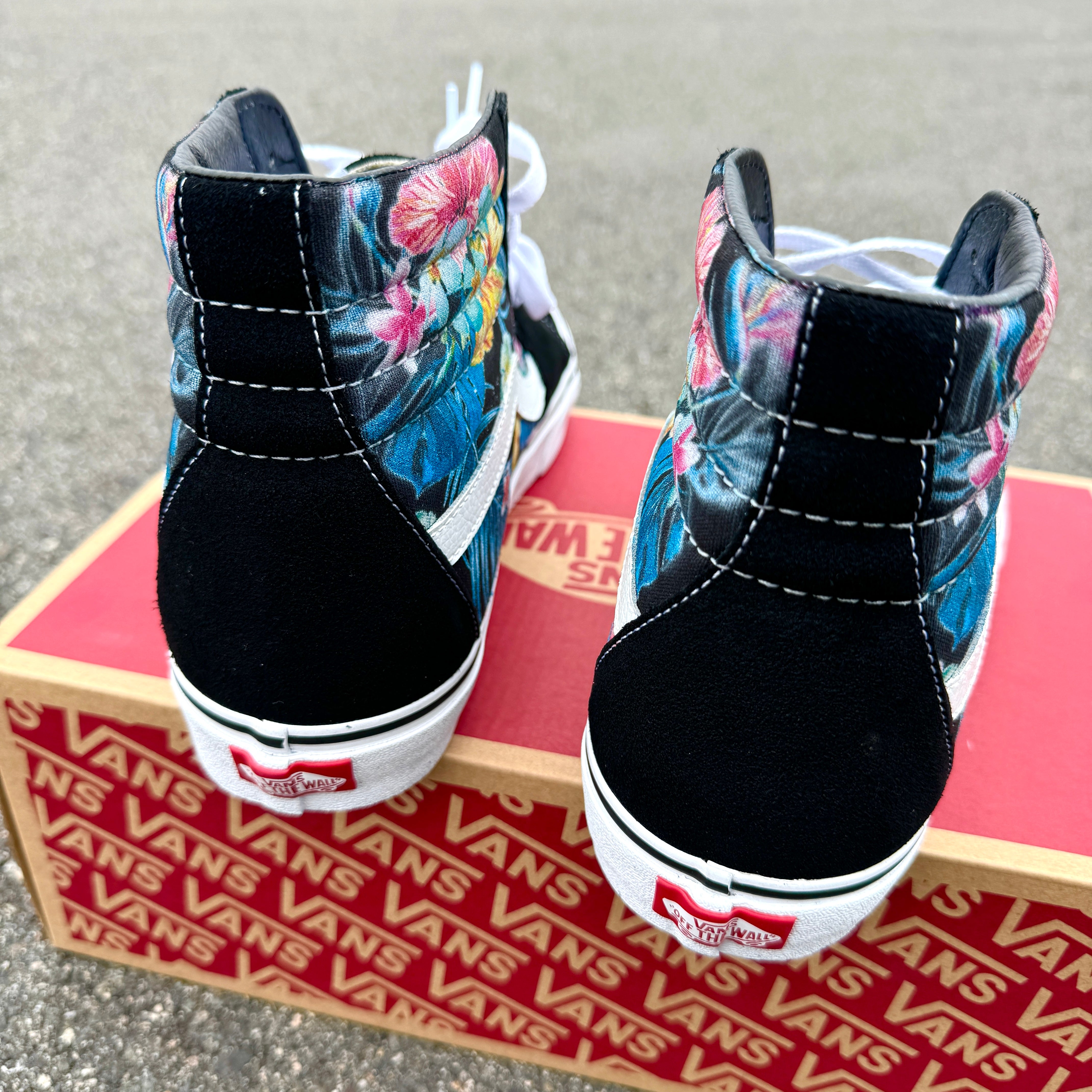 Hawaiian high top vans hotsell