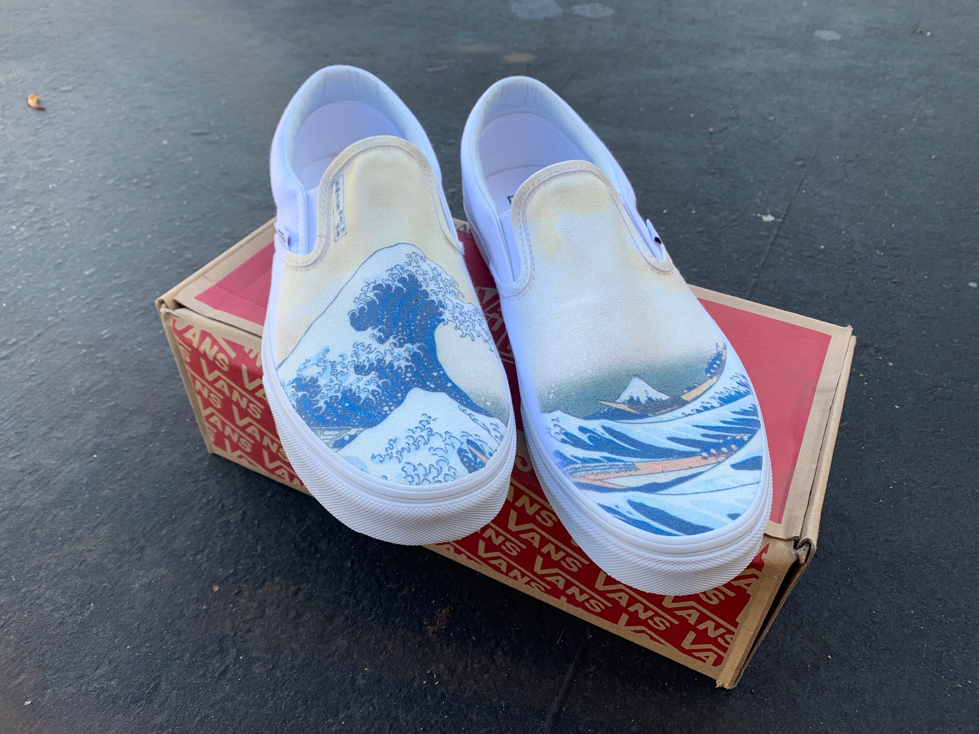 Great Wave off Kanagawa Painting Custom Made Shoes 