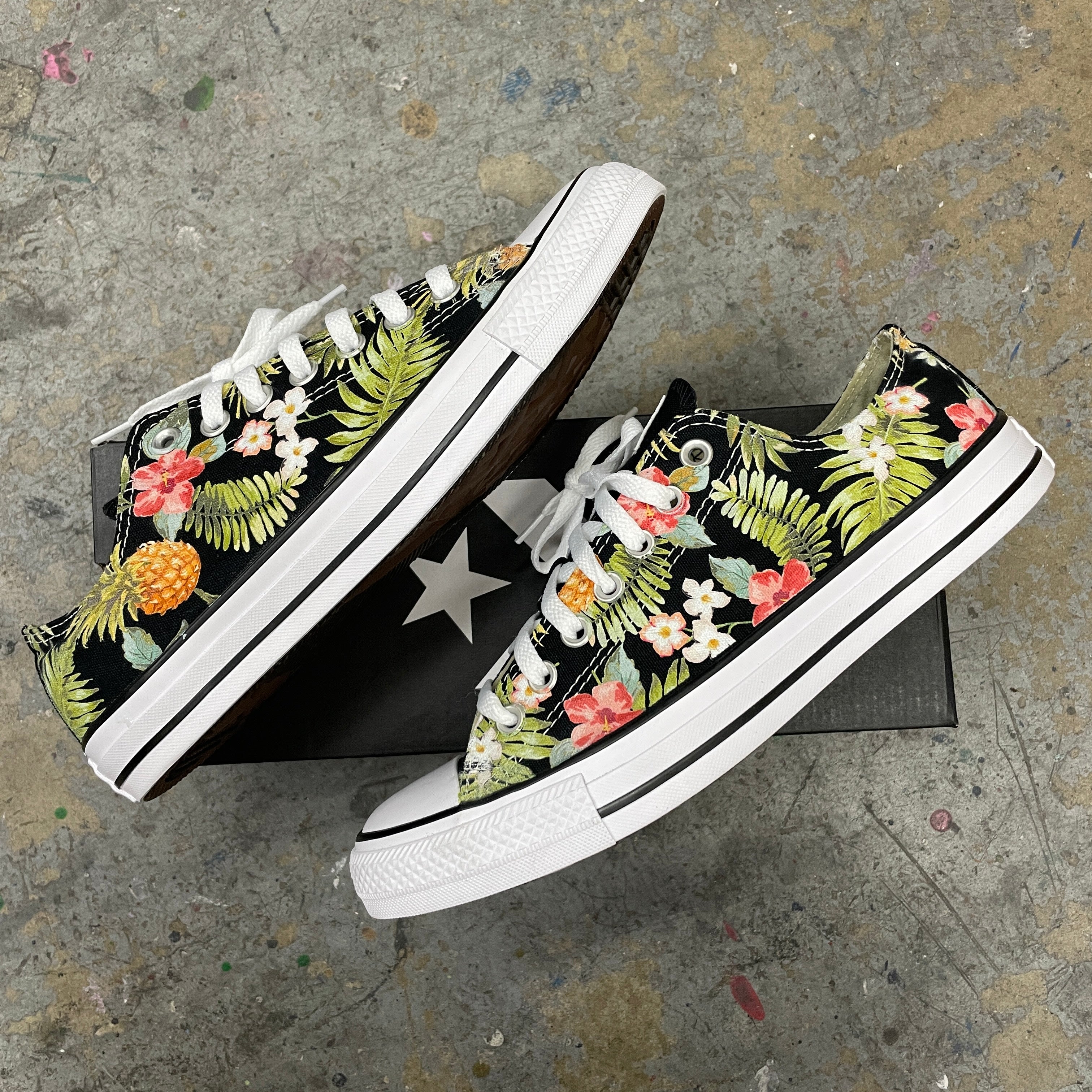 Pineapple store converse shoes