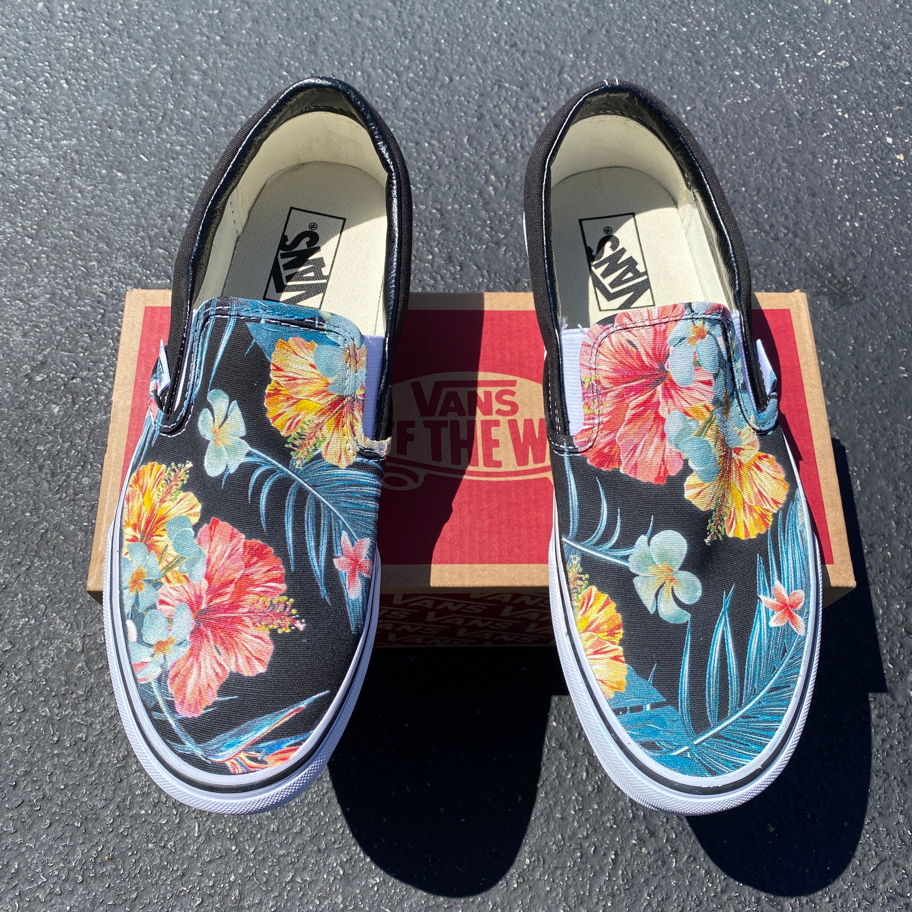 Vans slip on outlet hawaiian floral