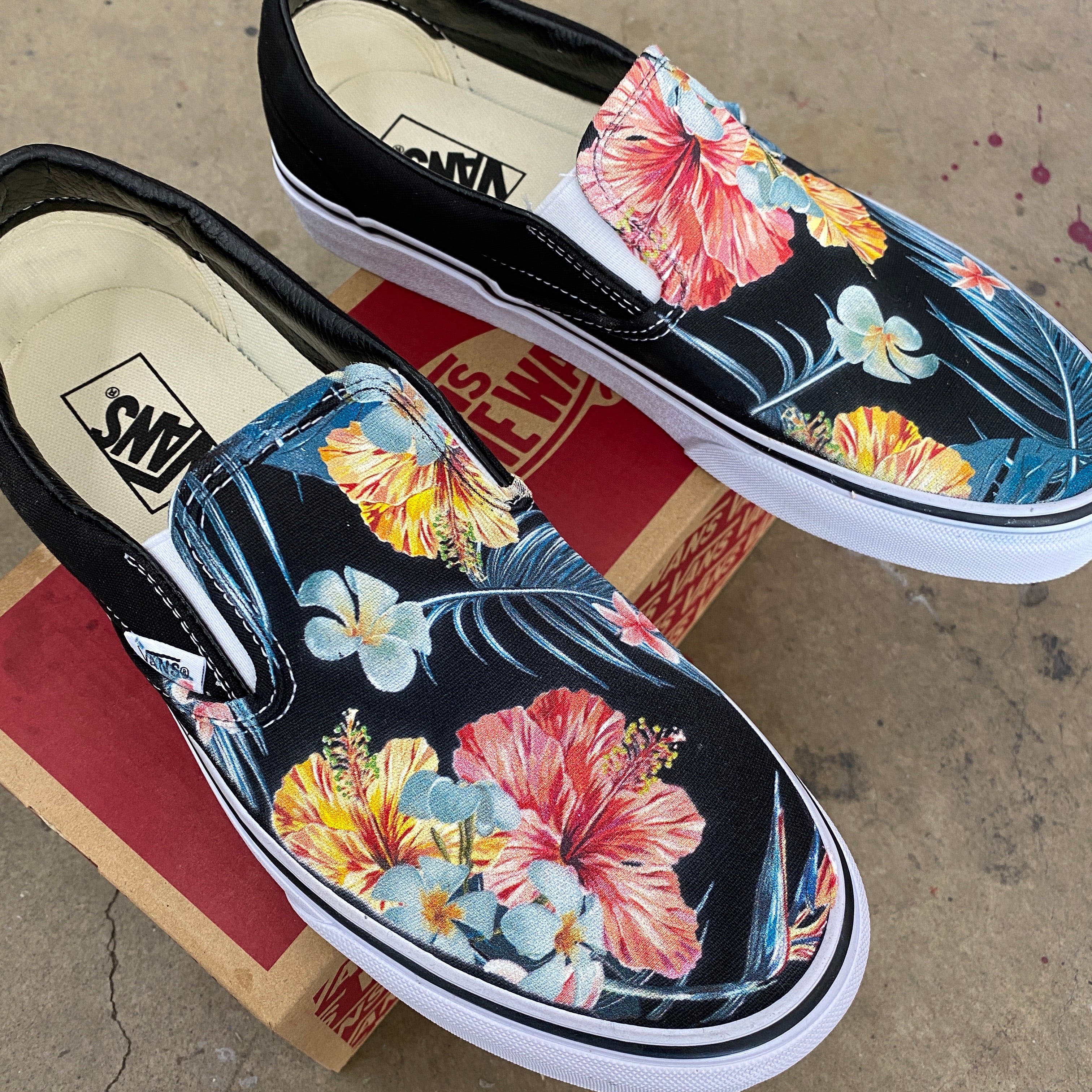 Vans slip on outlet hawaiian floral