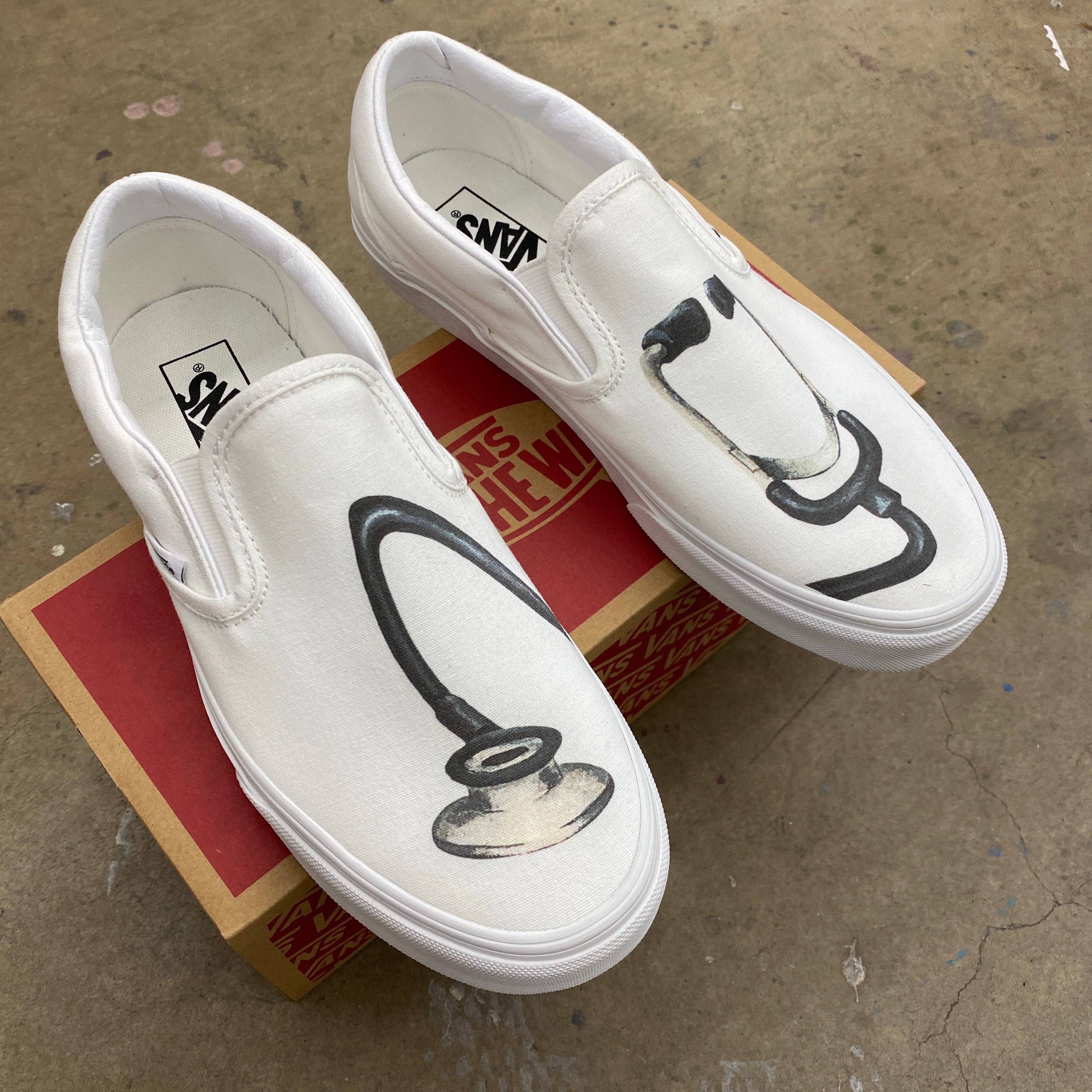 Vans nurse sale shoes